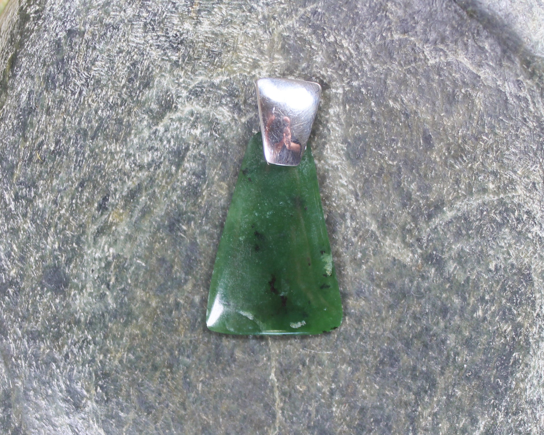 Rimu Pounamu pendant set in Sterling Silver - NZ Greenstone