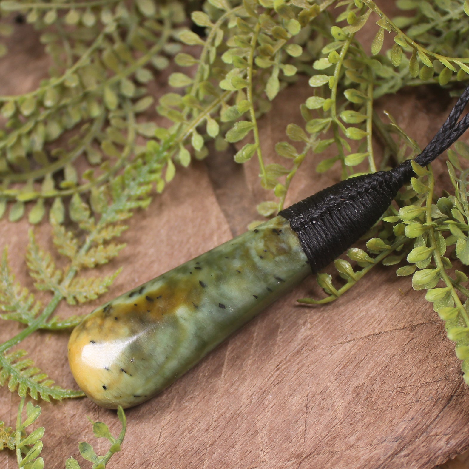 Flower Jade Pounamu - NZ Greenstone