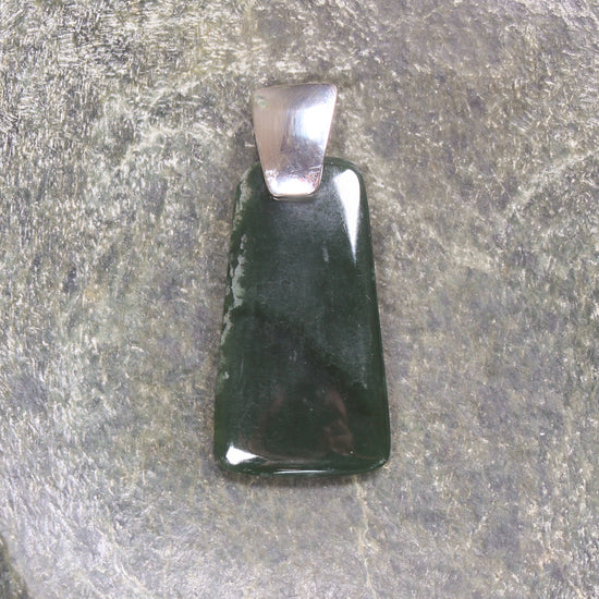 Sterling Silver Greenstone Pendant carved from Inanga Pounamu - NZ Greenstone
