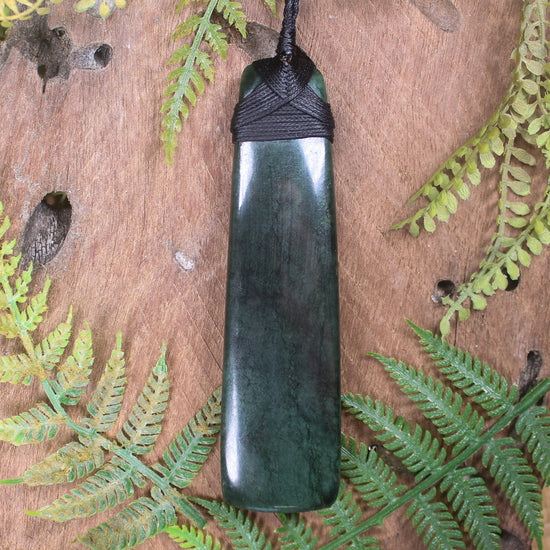 Kawakawa Pounamu Toki