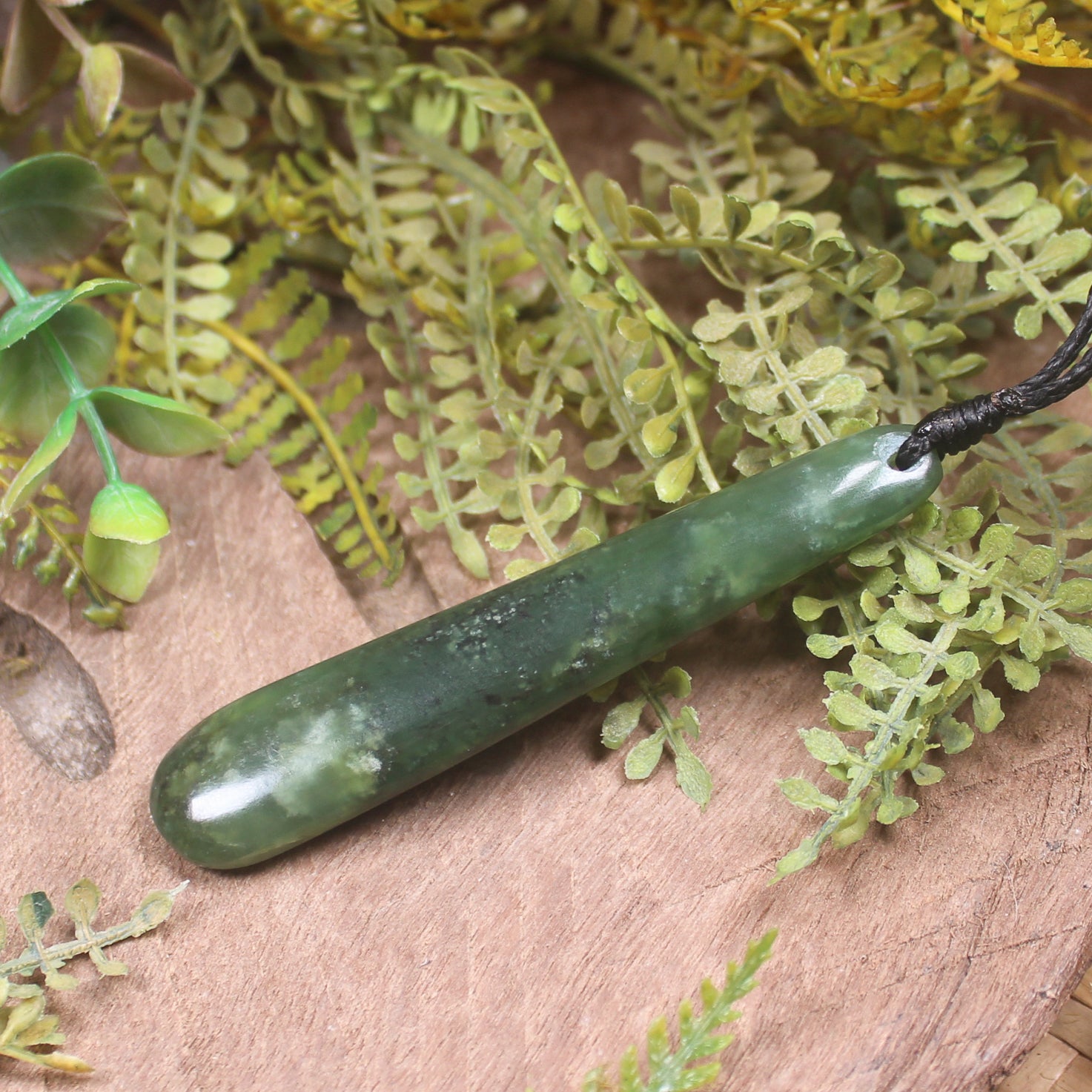 Roimata or Teardop carved from Hapopo Pounamu - NZ Greenstone