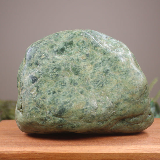 Freeform Pounamu Sculpture - Flower Jade Pounamu - NZ Greenstone