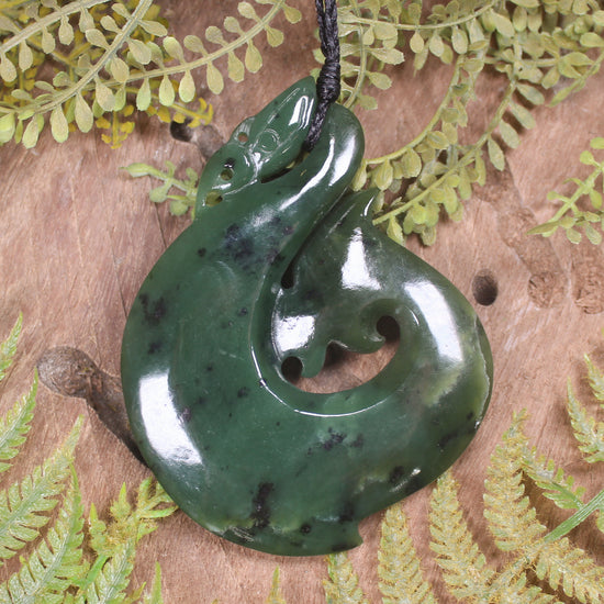 Manaia pendant carved from Rimu Pounamu - NZ Greenstone