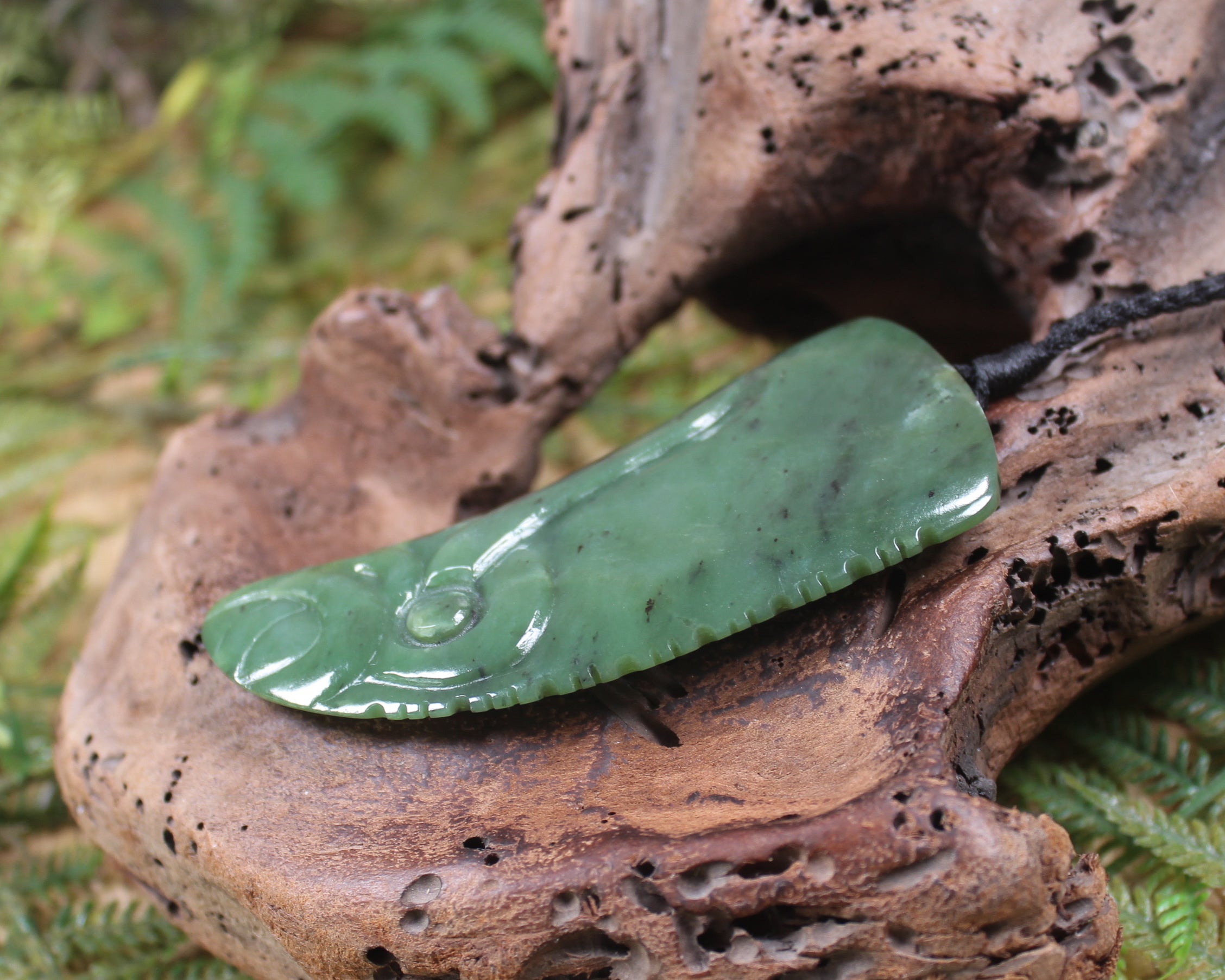 Taniwha Tooth or Niho carved from Hapopo Pounamu - NZ Greenstone