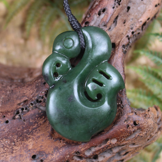 Manaia carved from Kawakawa Pounamu - NZ Greenstone