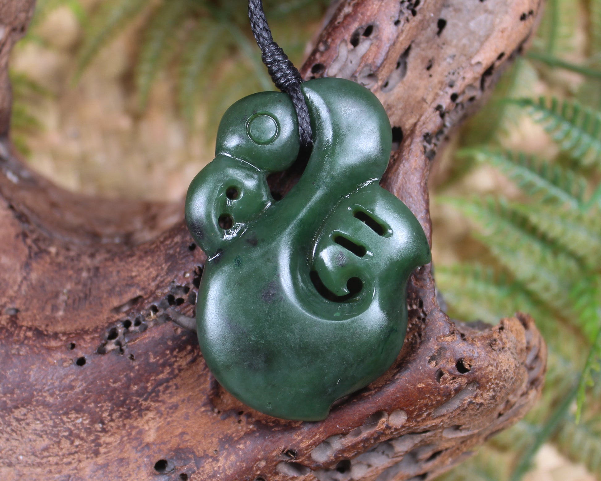 Manaia carved from Kawakawa Pounamu - NZ Greenstone