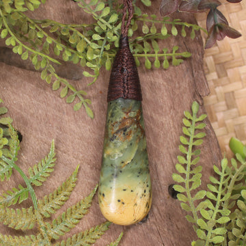 Flower Jade Pounamu - NZ Greenstone