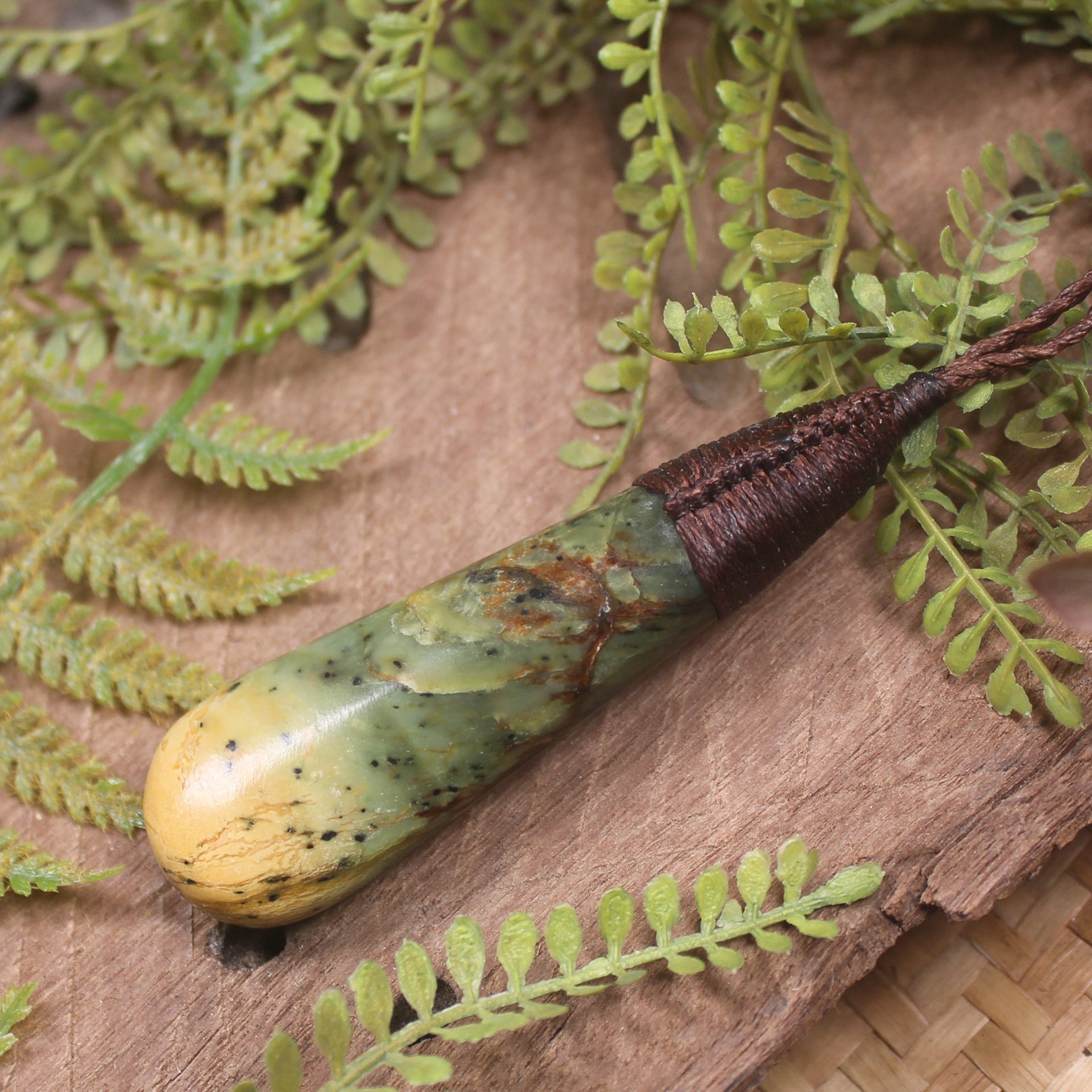 Flower Jade Pounamu - NZ Greenstone