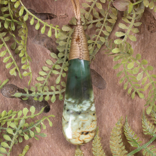 Flower Jade Pounamu - NZ Greenstone