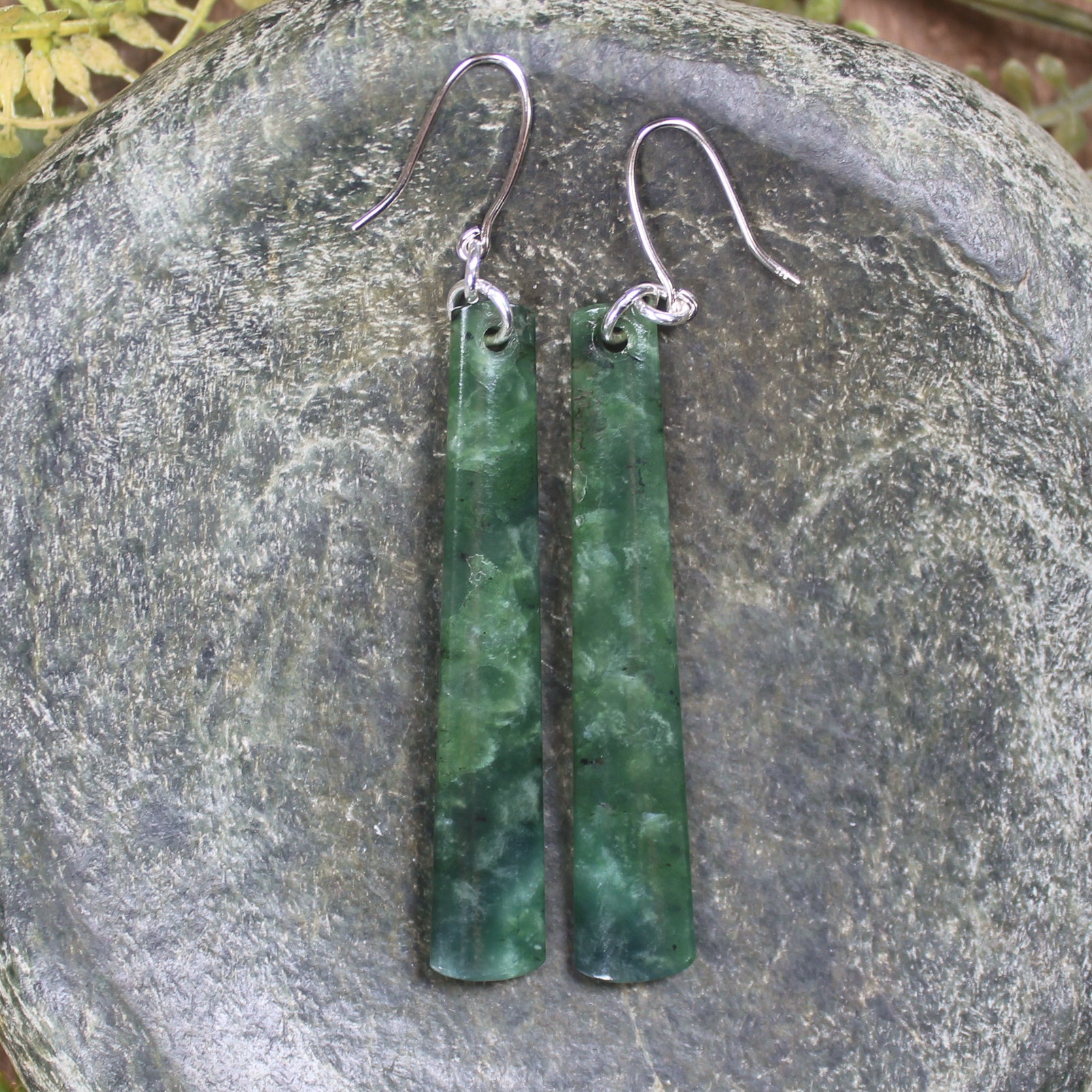 Roimata or Teardrop earrings carved from Kawakawa Pounamu - NZ Greenstone
