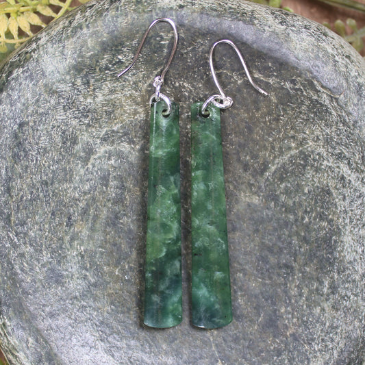 Roimata or Teardrop earrings carved from Kawakawa Pounamu - NZ Greenstone