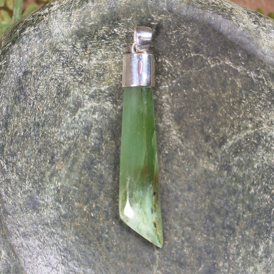 Hapopo Pounamu pendant set in Sterling Silver - NZ Greenstone