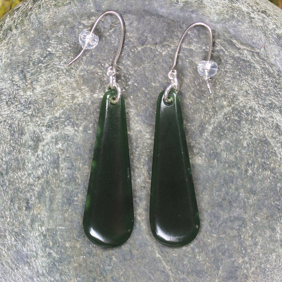 Roimata or Teardrop earrings carved from Kawakawa Pounamu - NZ Greenstone