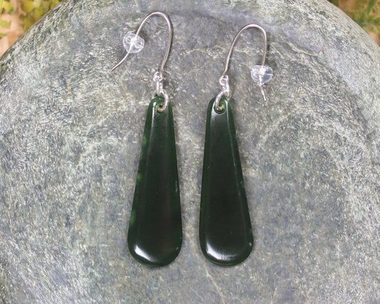 Roimata or Teardrop earrings carved from Kawakawa Pounamu - NZ Greenstone