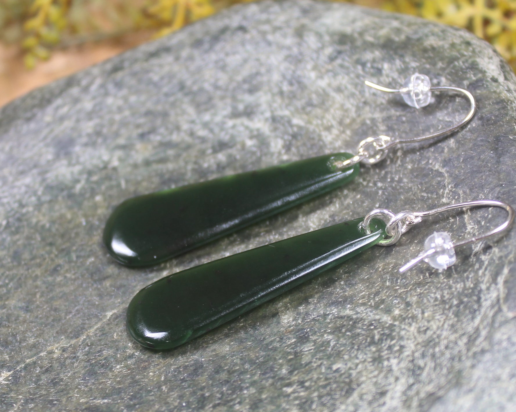 Roimata or Teardrop earrings carved from Kawakawa Pounamu - NZ Greenstone
