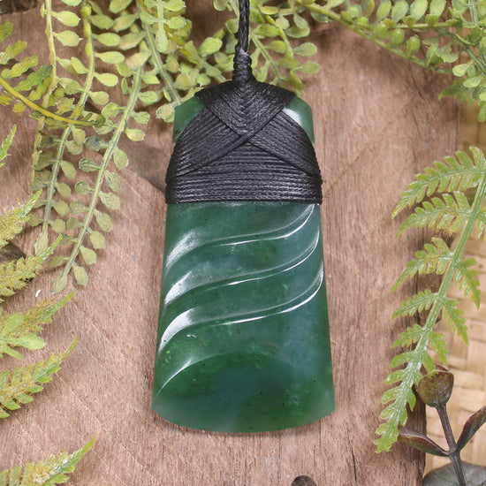 Hapopo Pounamu Toki 