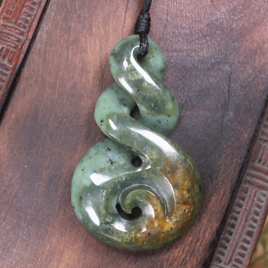 Flower Jade Koru Twist Pounamu - NZ Greenstone