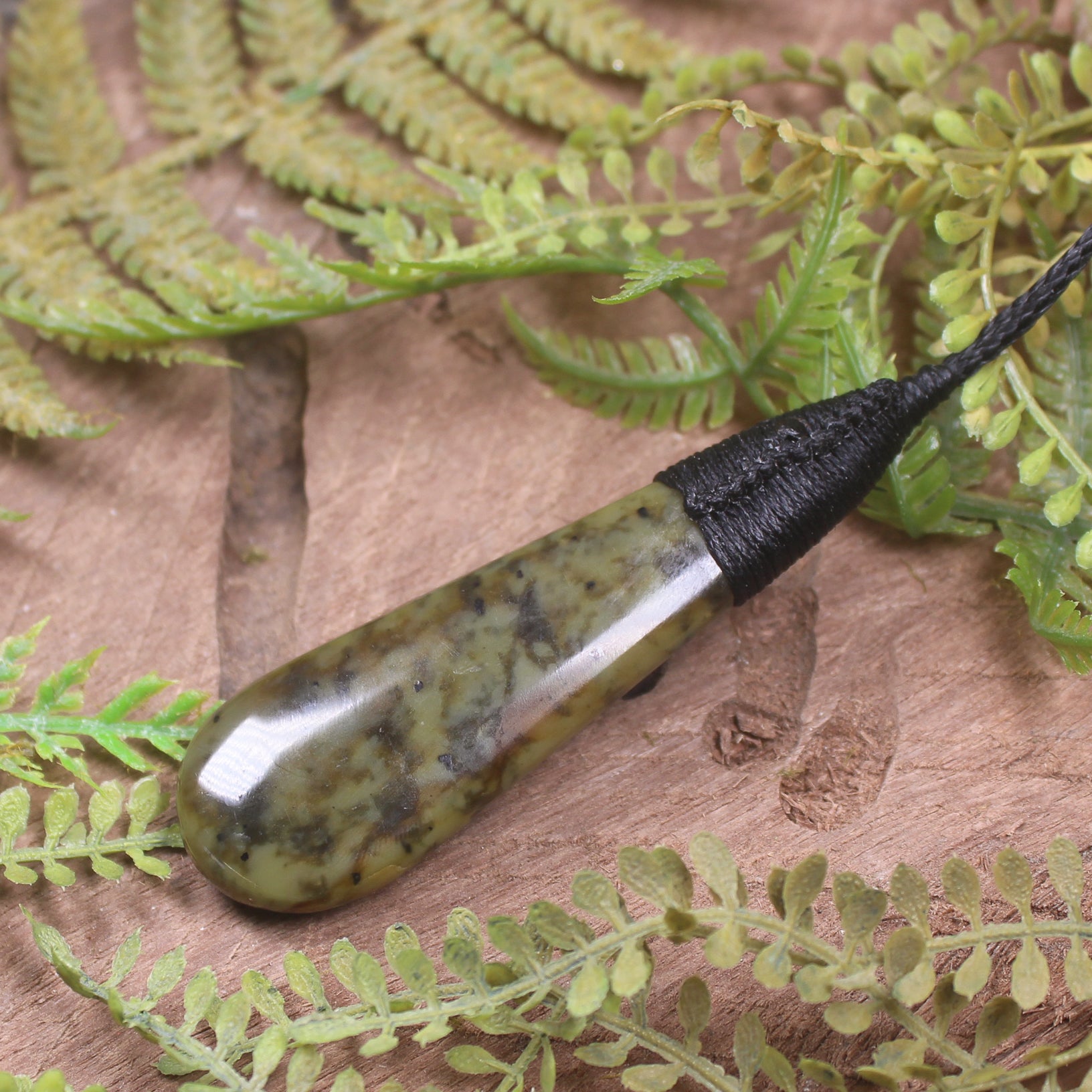 Rimu Pounamu Roimata Pendant - NZ Greenstone