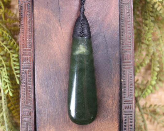 Kawakawa Pounamu Roimata Pendant - NZ Greenstone