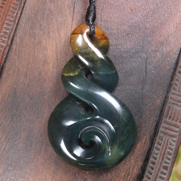 Twist or Pikorua carved from Flower Jade Pounamu - NZ Greenstone