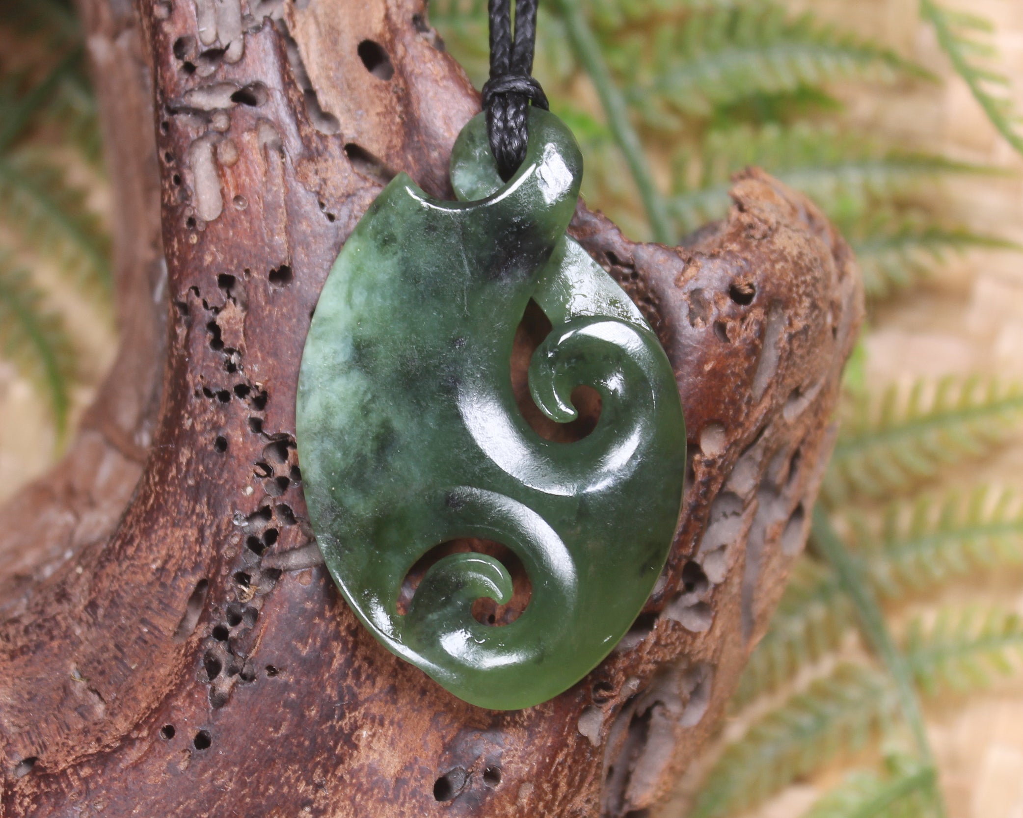 Rimu pounamu koru twist - NZ Greenstone