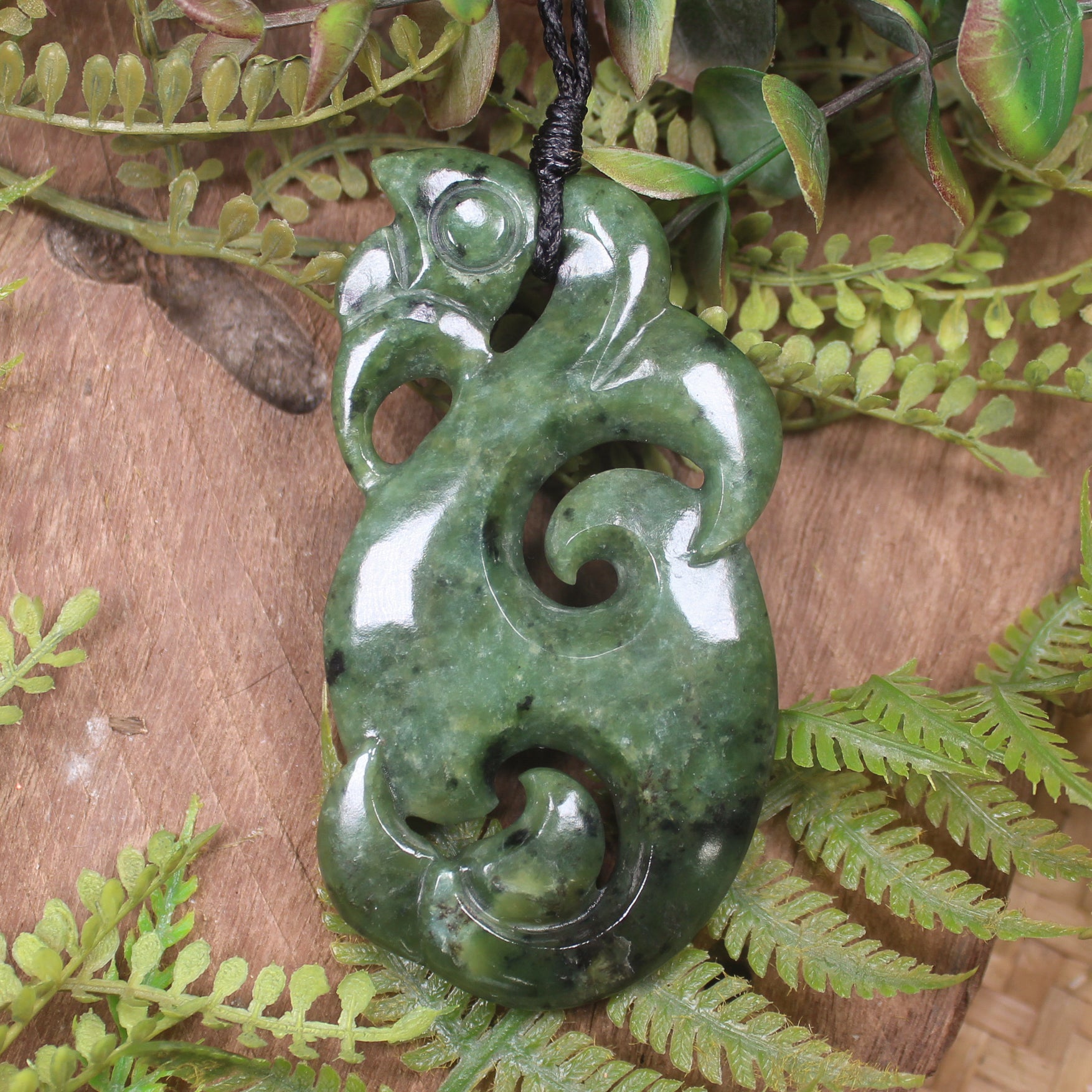 Manaia pendant carved from Rimu Pounamu - NZ Greenstone