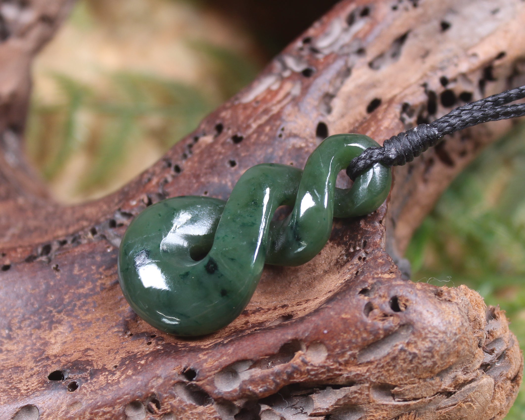 Twist carved from Kawakawa Pounamu - NZ Greenstone