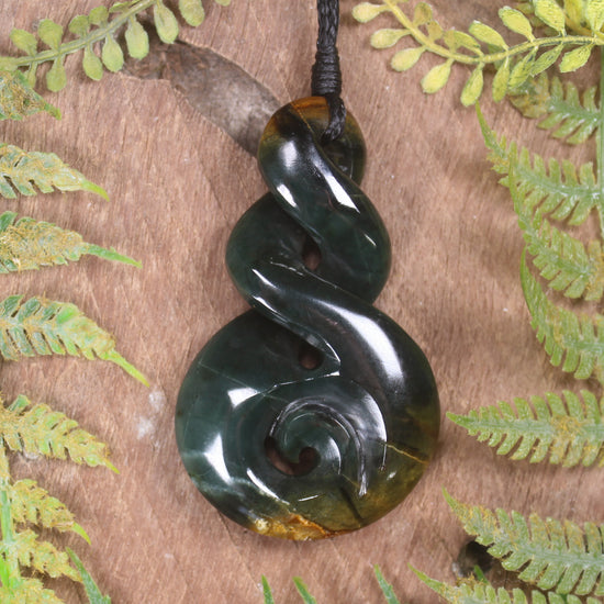 Twist or Pikorua carved from Flower Jade Pounamu - NZ Greenstone