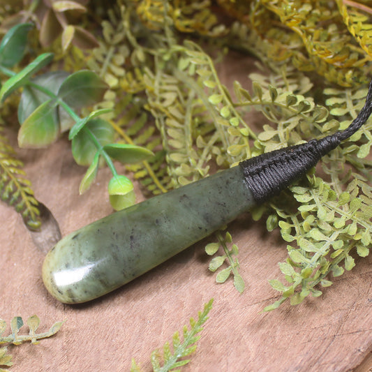 Rimu Pounamu Roimata Pendant - NZ Greenstone