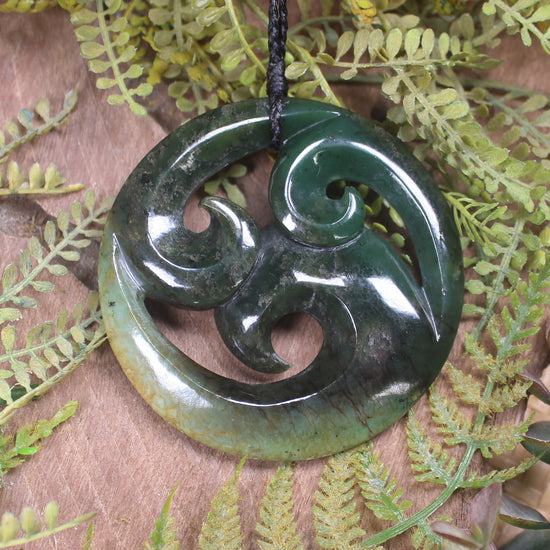 Rimu Pounamu Koru