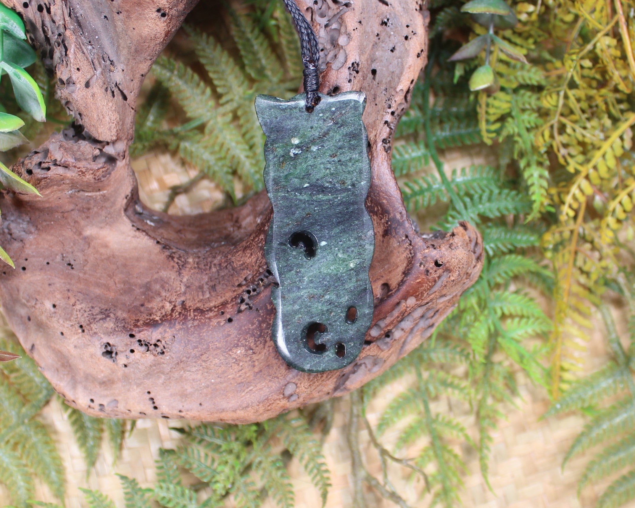 Manaia pendant carved from NZ Serpentine