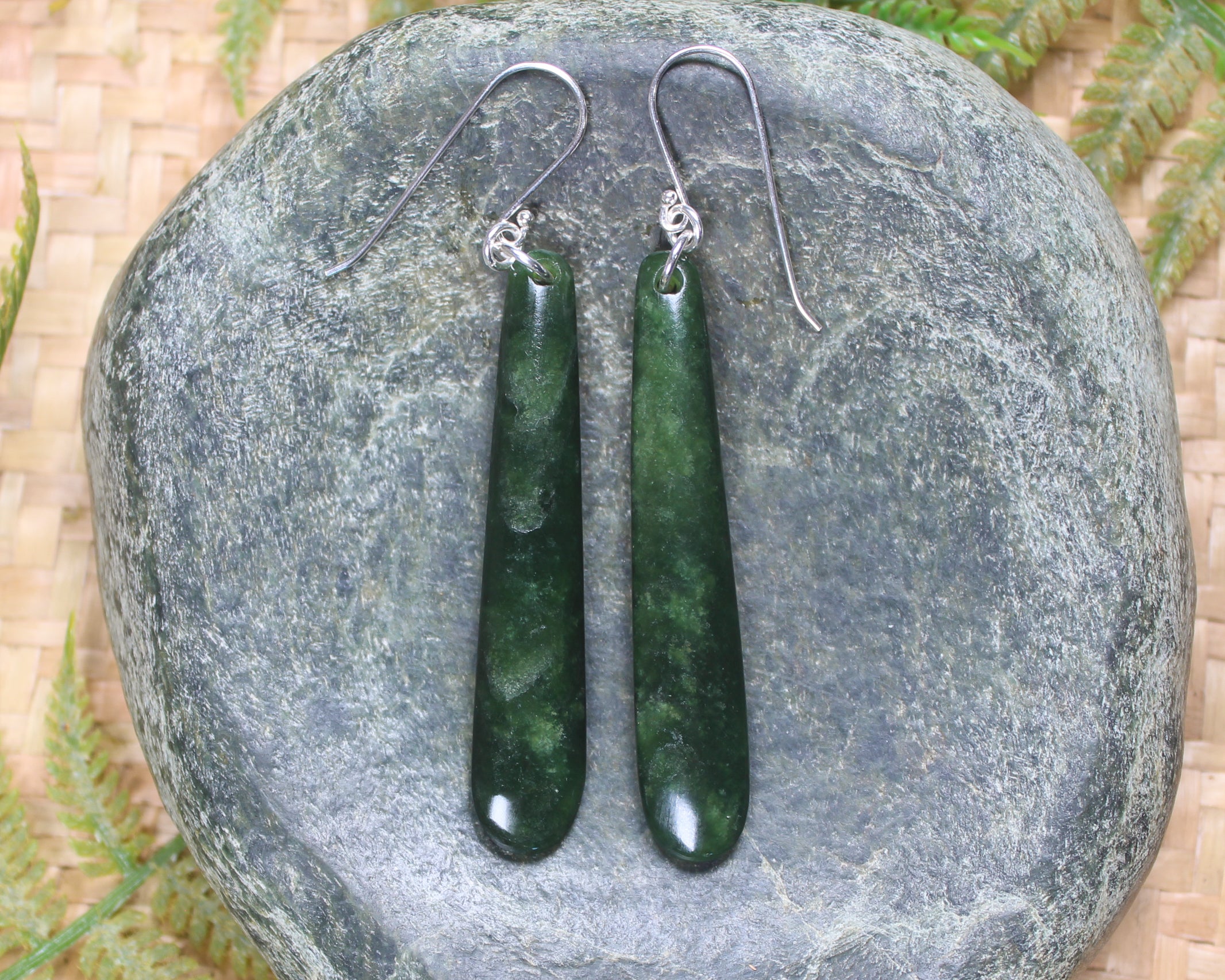 Roimata or Teardrop earrings carved from Kawakawa Pounamu - NZ Greenstone