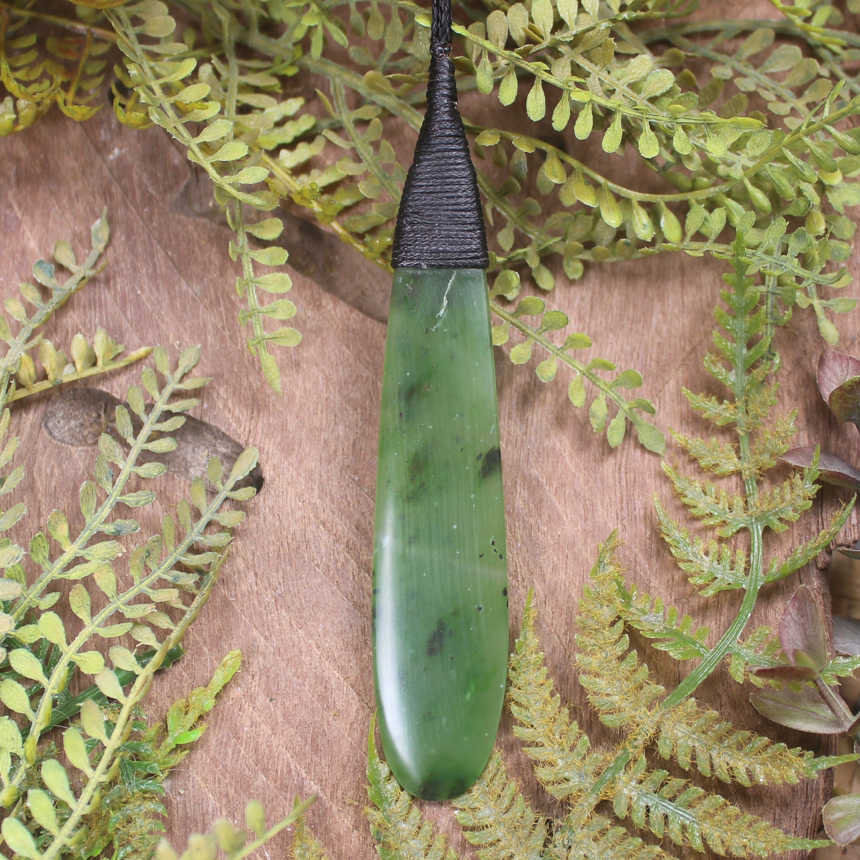 Roimata or Teardop carved from Hapopo Pounamu - NZ Greenstone