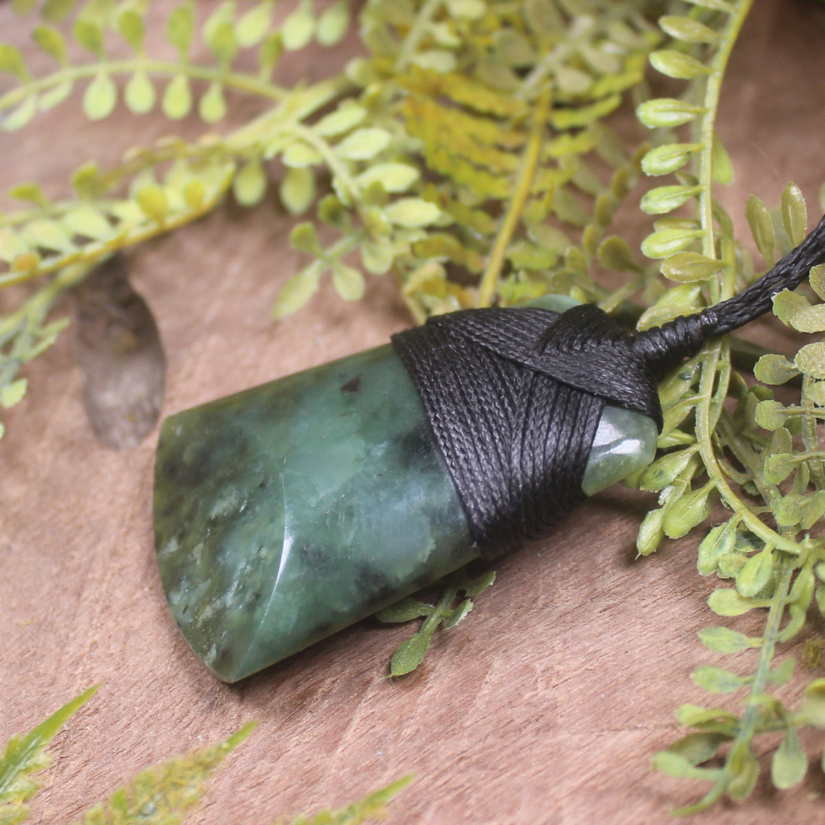 NZ Greenstone Toki Pendant Hapopo Pounamu