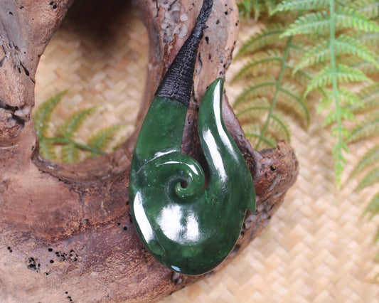 Hei Matau or Fish Hook carved from Kawakawa Pounamu - NZ Greenstone