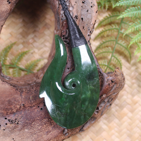 Hei Matau or Fish Hook carved from Kawakawa Pounamu - NZ Greenstone