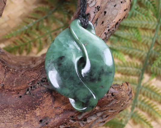 NZ Greenstone Medium Koru Twist Pendant (BB729) Inanga Pounamu