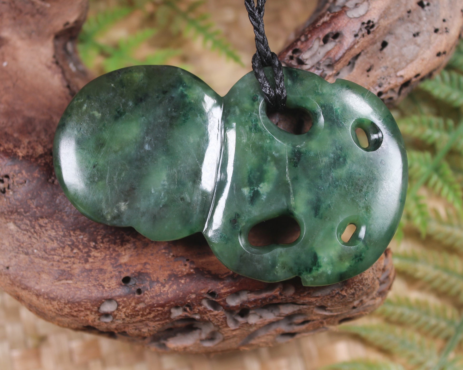 Hei Tiki carved from Kawakawa Pounamu - NZ Greenstone