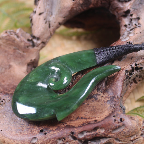 Hei Matau or Fish Hook carved from Kawakawa Pounamu - NZ Greenstone