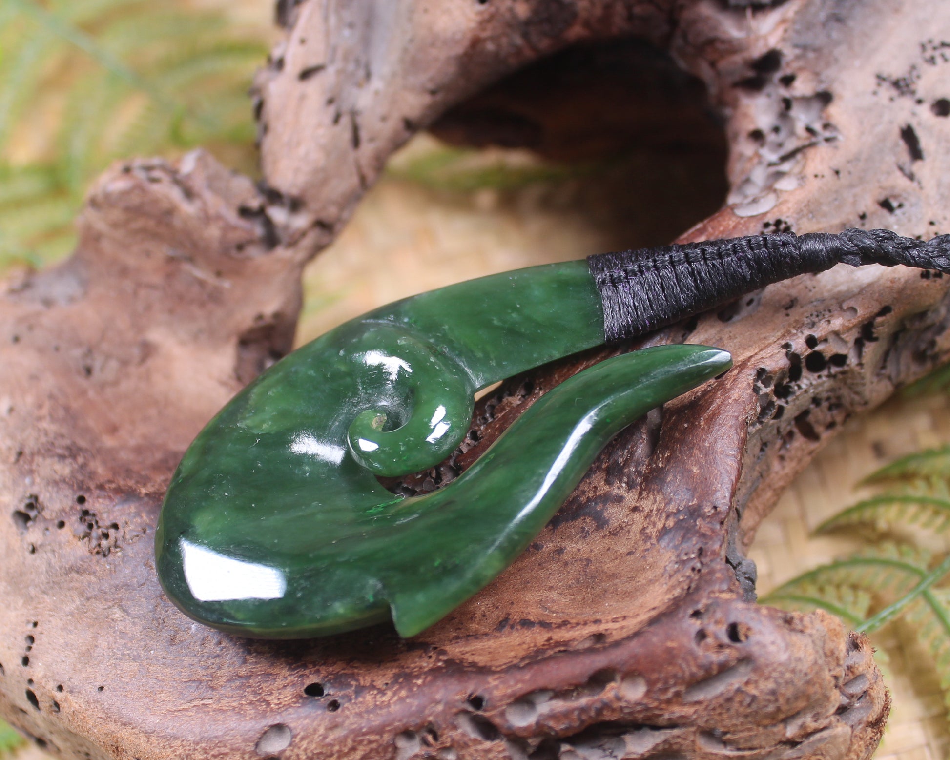 Hei Matau or Fish Hook carved from Kawakawa Pounamu - NZ Greenstone