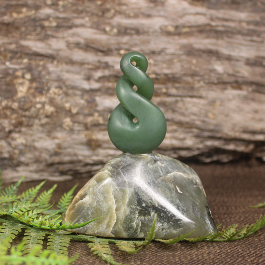 Twist Sculpture carved from Hapopo Pounamu - NZ Greenstone