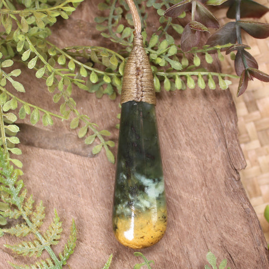 Flower Jade Pounamu - NZ Greenstone