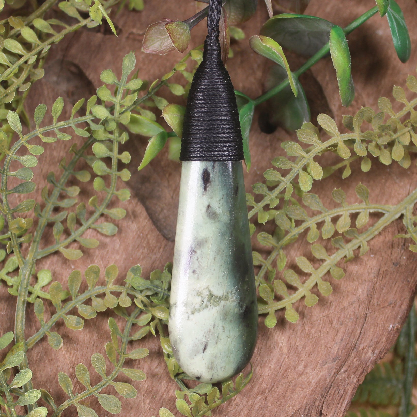 Roimata or Teardop carved from Hapopo Pounamu - NZ Greenstone