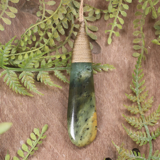Flower Jade Pounamu - NZ Greenstone