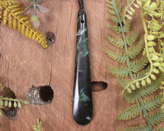 Roimata Teardrop carved from Kawakawa Pounamu - NZ Greenstone