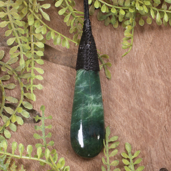 Kawakawa Pounamu Roimata Pendant - NZ Greenstone