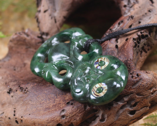 Hei Tiki carved from Kawakawa Pounamu - NZ Greenstone