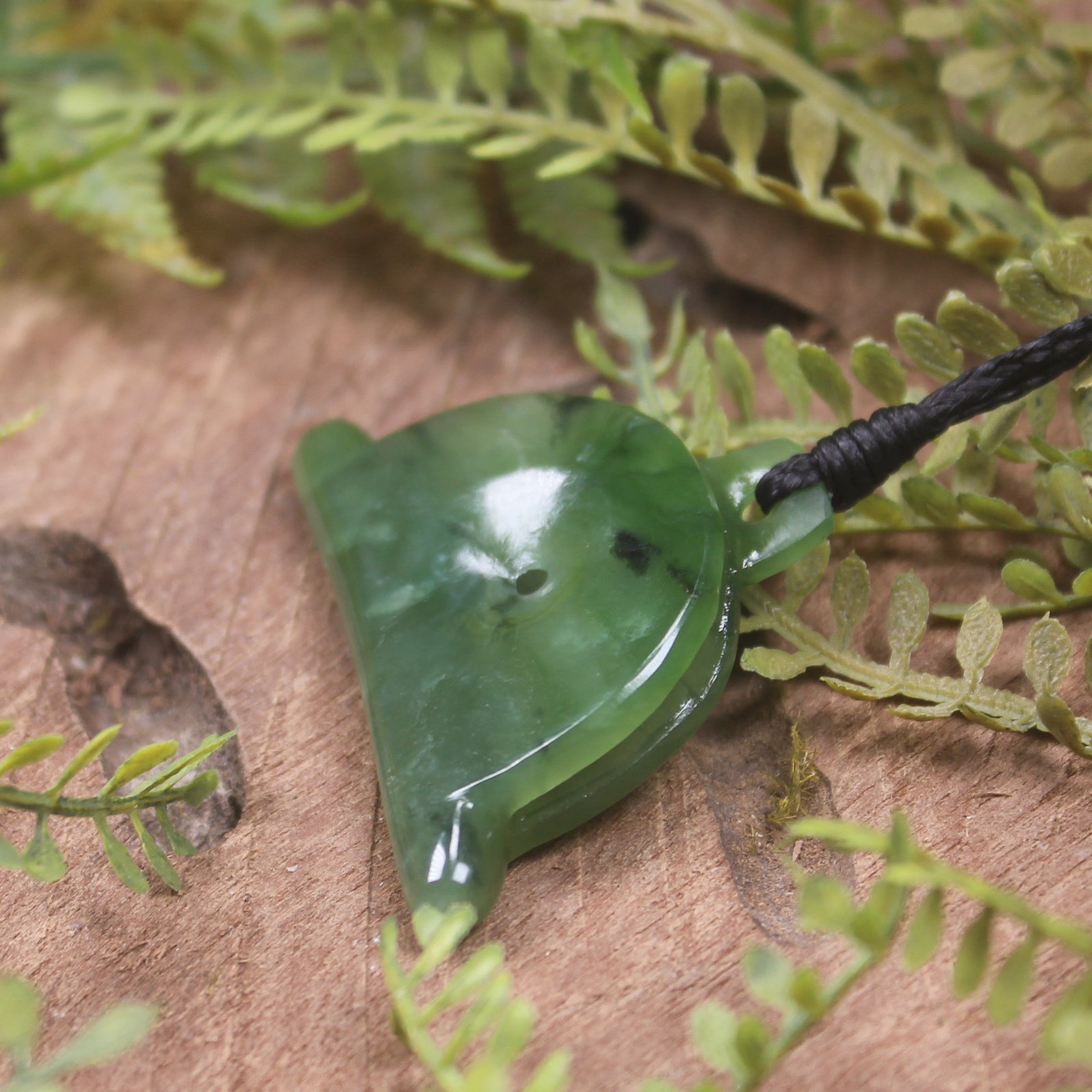 NZ Greenstone Shepards Dog Whistle Hapopo Pounamu
