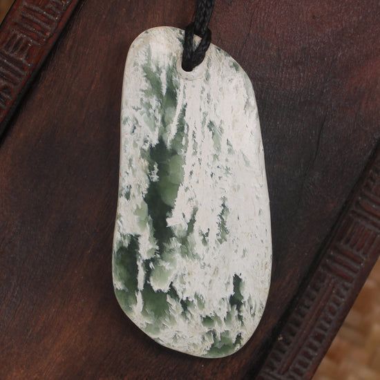 Flower Jade Pounamu Roimata Pendant - NZ Greenstone