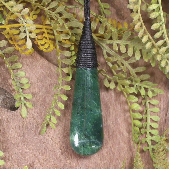 Kawakawa Pounamu Roimata Pendant - NZ Greenstone